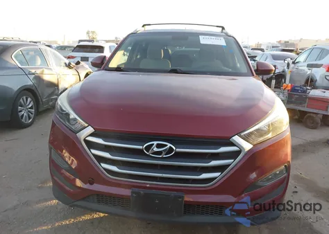 2017 Hyundai Tucson Se из США, поврежденный, VIN KM8J3CA42HU422625